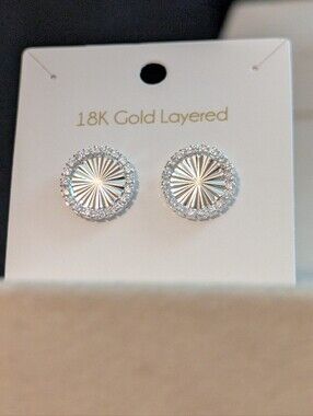 18k White Gold  Radiant Stud Earrings - W080525-05
